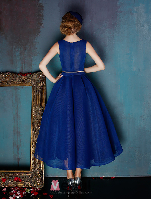 Elegant Royal Blue Homecoming Dress V-neck Tulle Graduation Dress With
