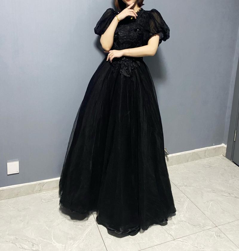 Victorian Style Black Dancing Prom Dresses 2021 Ball Gown High Neck ...